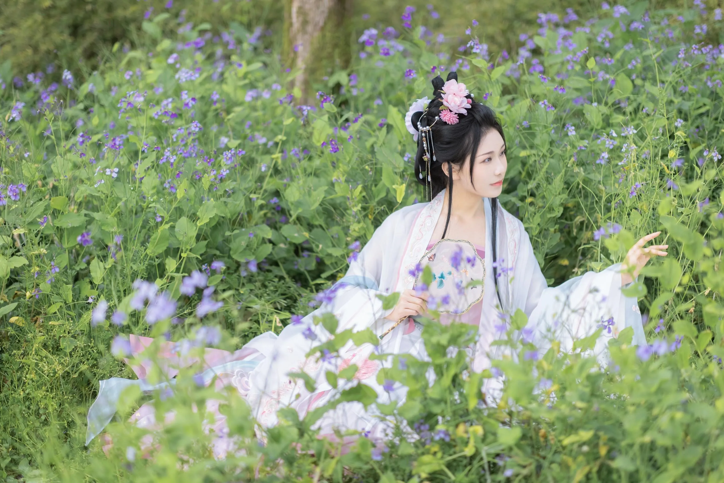 [艺图语] 2022.06.04 花间 阿銧 [34P]插图7